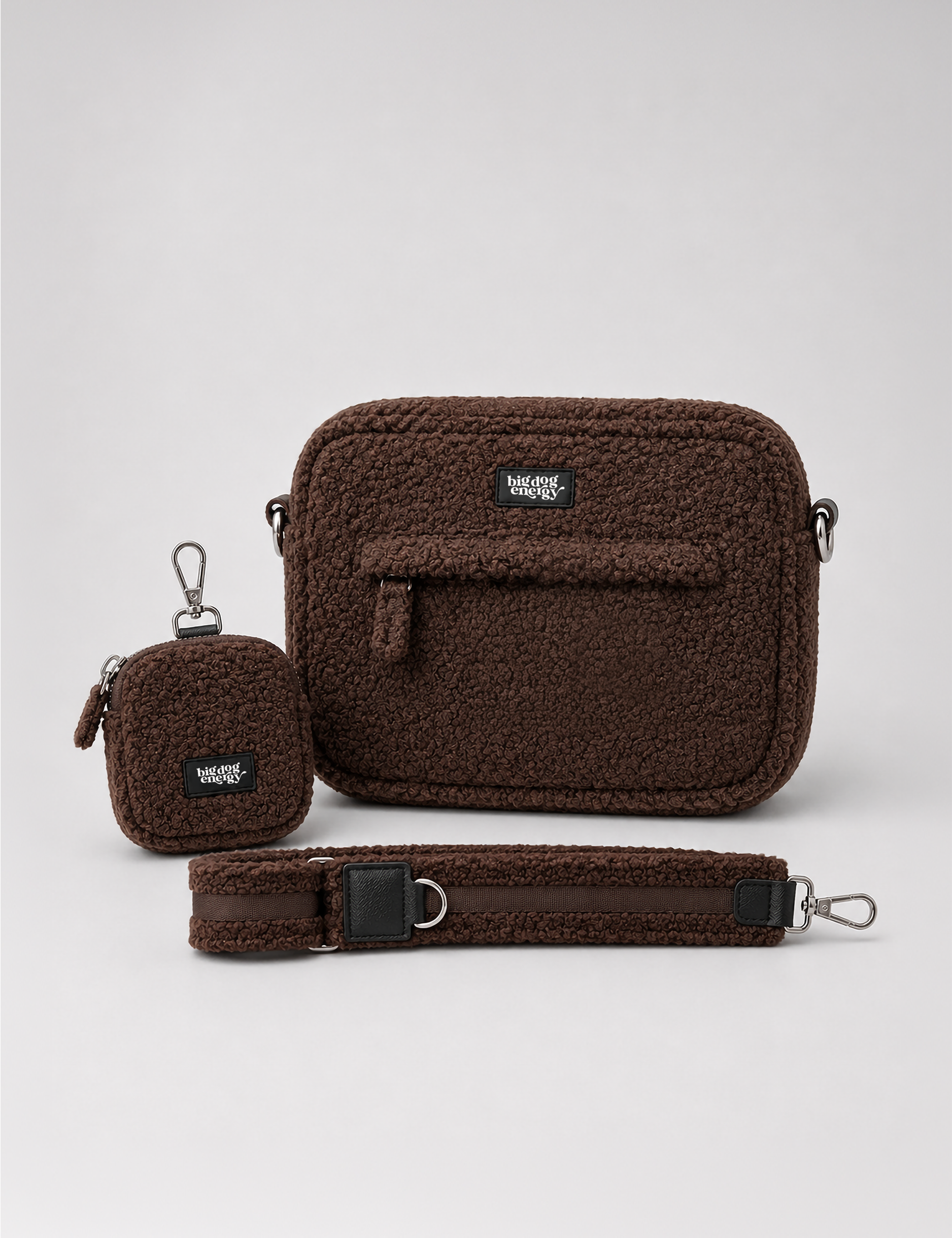 Bag_Teddy-Mocha_Packshot-Profile-Dissasembled_3x4_2500px_72dpi_BDE.webp