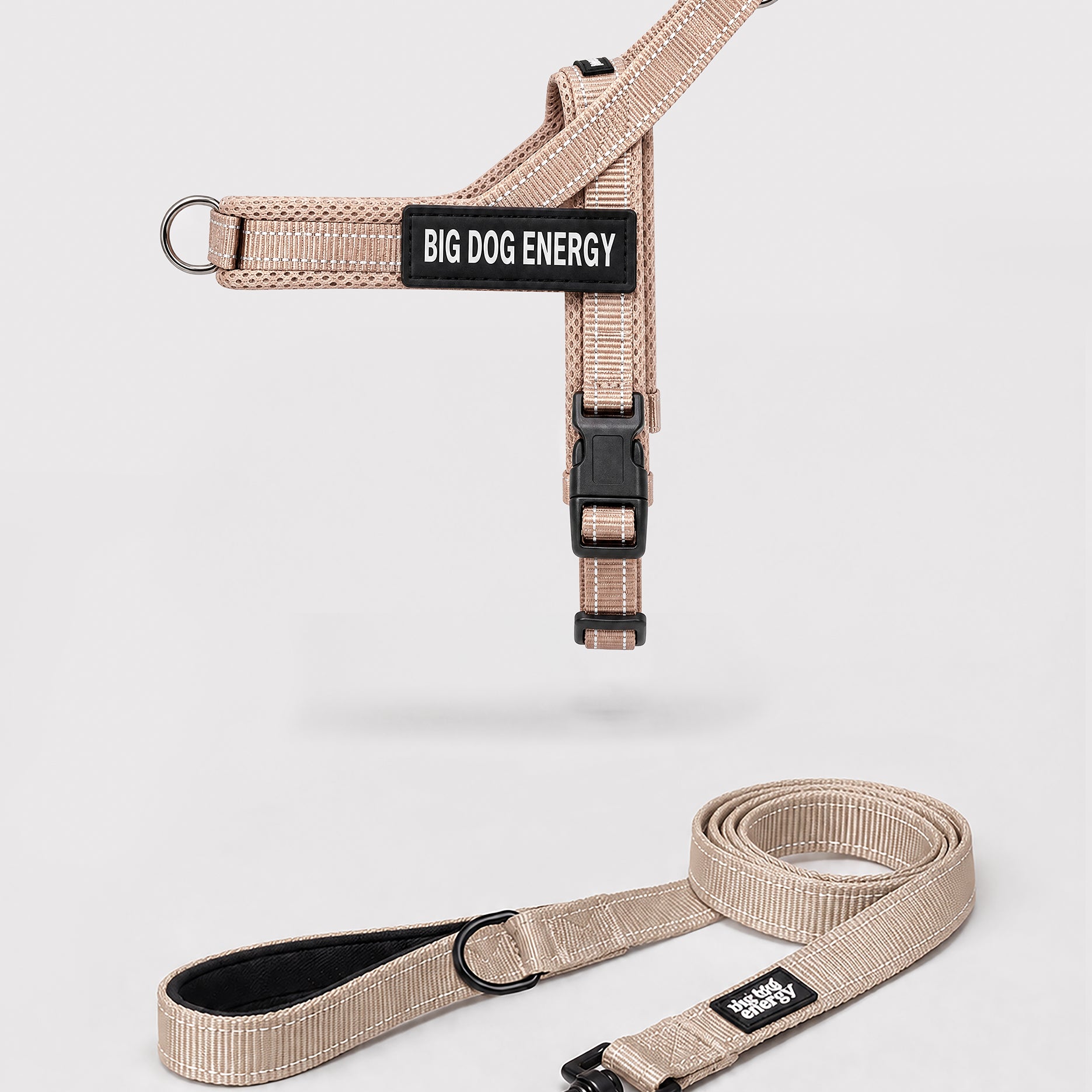 Beige_Harness_Leash_Product-Image_Profile_3x4_2500px_72dpi_BDE_051ee2b1-ab87-437e-941f-f6b89281444d.webp
